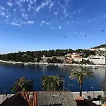 Hvar Bayfront